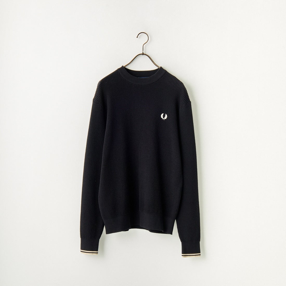 102 BLACK