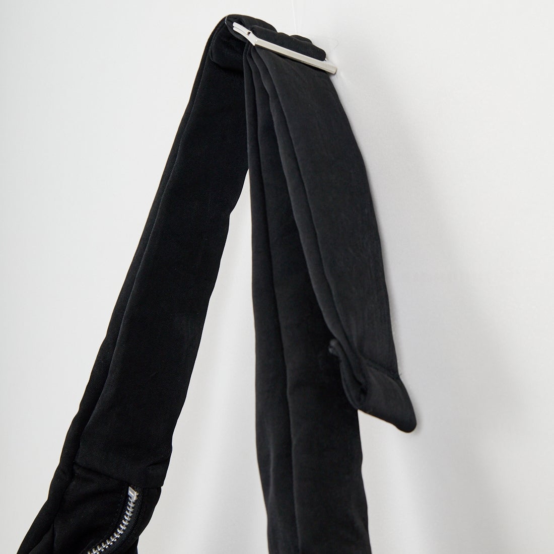 ITTI [イッチ] アニーパファービッグムーンバッグ [ITTI-BAG-120-CB] BLACK