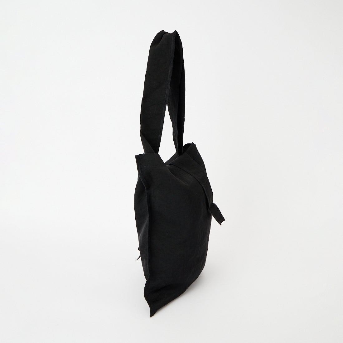 ITTI [イッチ] メリーインサイドアウトトートバッグ M [ITTI-BAG-130-CB] BLACK