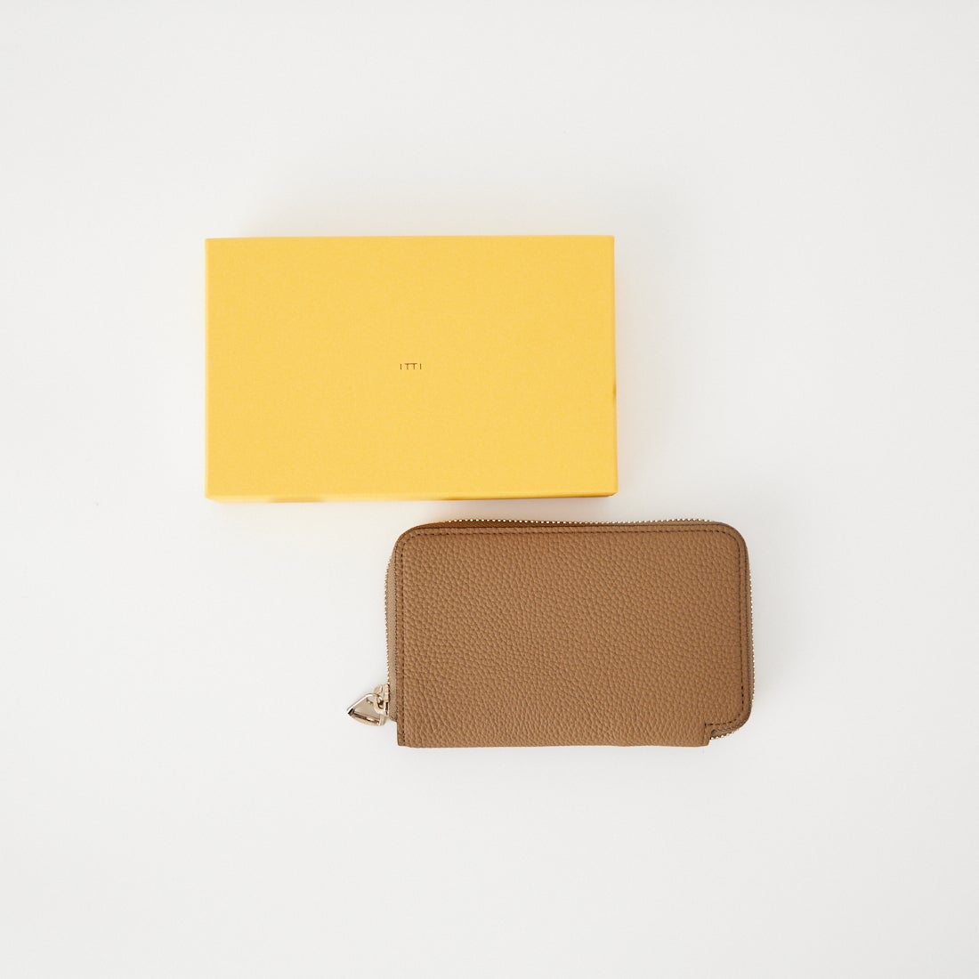ITTI [イッチ] クリスティスマートミッドウォレット [ITTI-WLT-0065-D] TAUPE