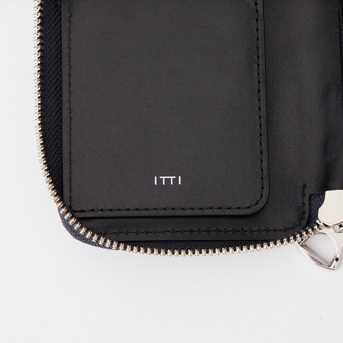 ITTI [イッチ] クリスティベリーコンパクトウォレット [ITTI-WLT-0015-D] BLACK