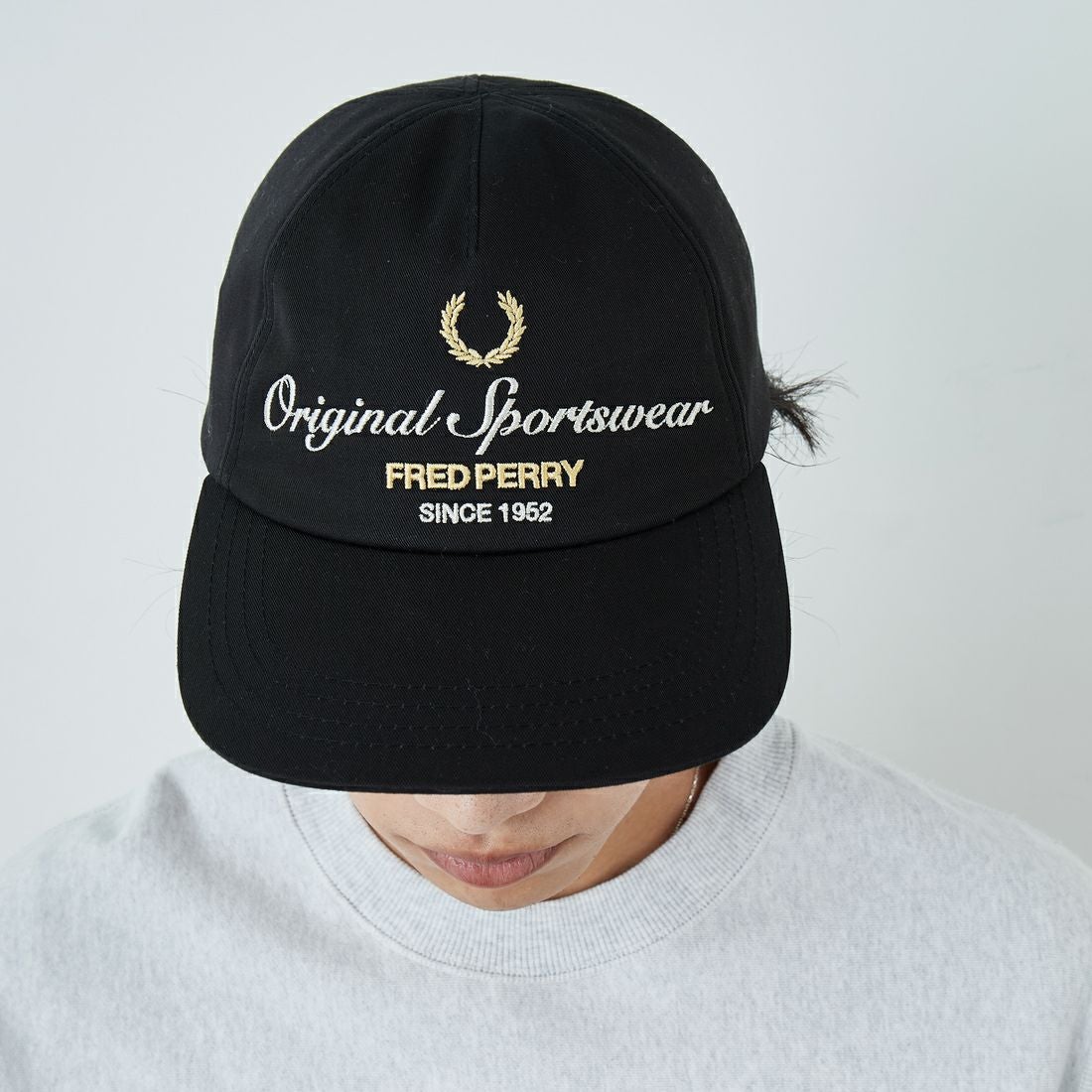 FRED PERRY [フレッドペリー] 別注 ブランデッドツイルキャップ [FPA-26S-038JF] BLACK/SNOW