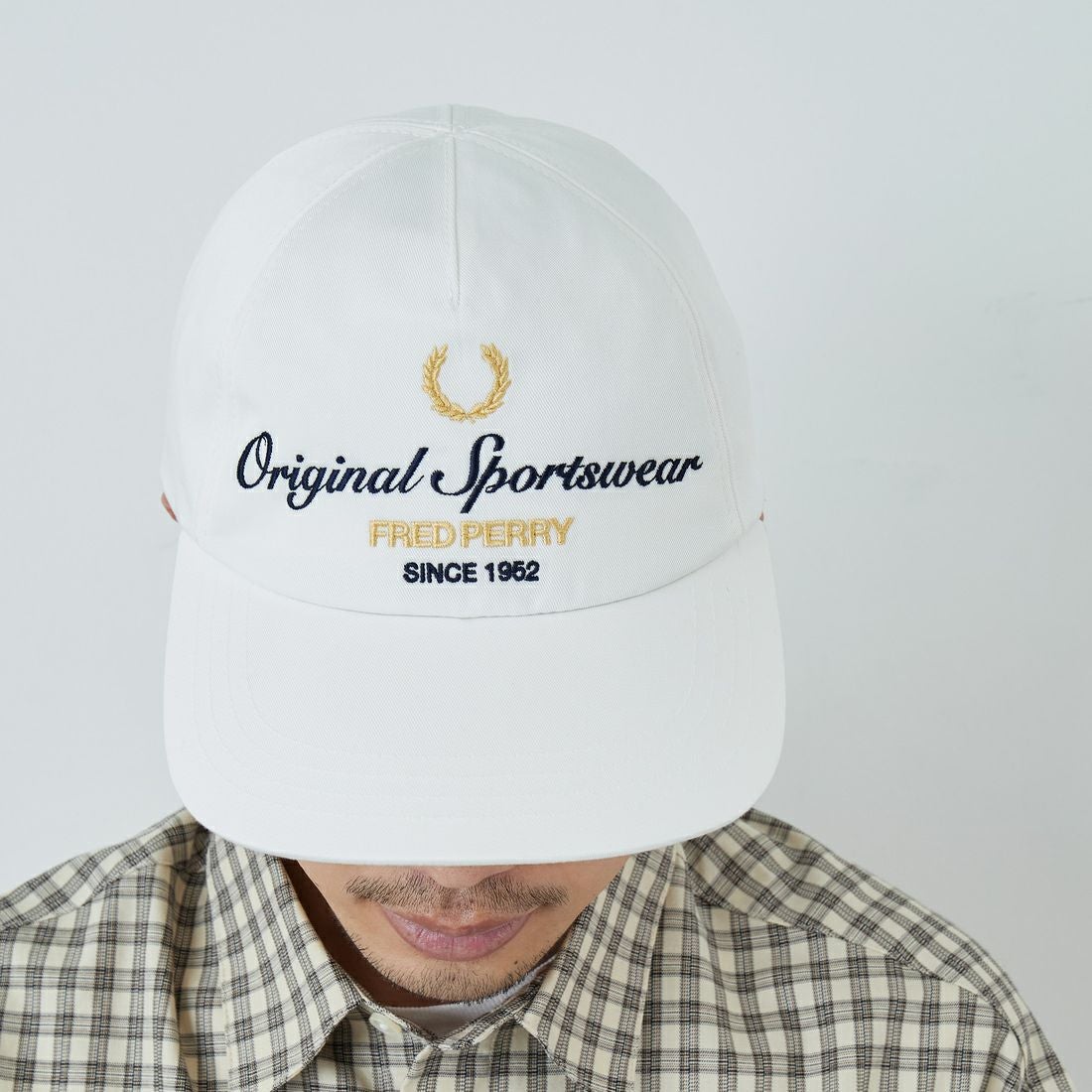 FRED PERRY [フレッドペリー] 別注 ブランデッドツイルキャップ [FPA-26S-038JF] SNOW WHITE