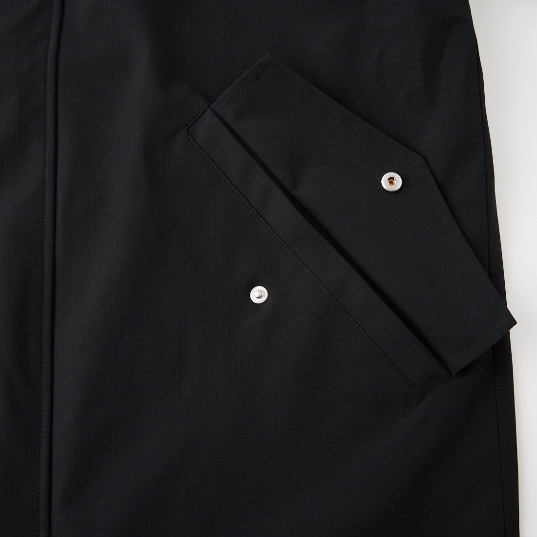A.P.C. [アー・ペー・セー] ナイロンジップブルゾン [BLOUSON-SUTHERLAND] 99 NOIR