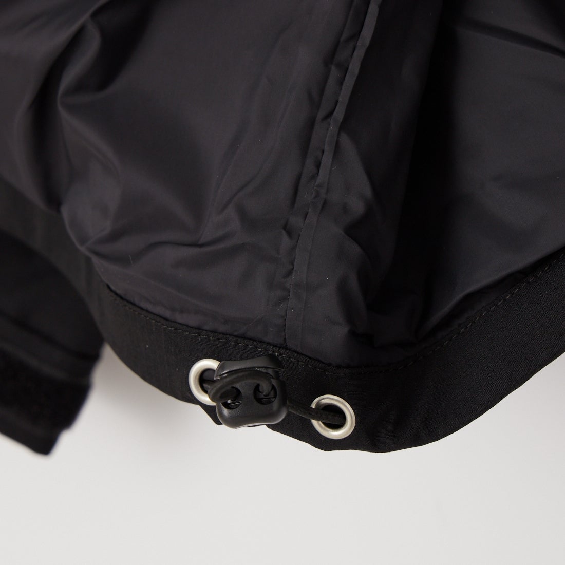 A.P.C. [アー・ペー・セー] ナイロンジップブルゾン [BLOUSON-SUTHERLAND] 99 NOIR