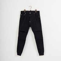 900 BLACK