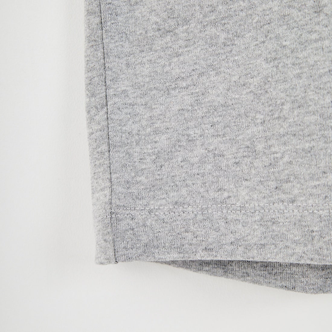 JEANSFACTORY × NANGA [ジーンズファクトリー × ナンガ] 別注 ヒストリーロゴ バックプリントTシャツ [NW26SS-JF2] GRAY