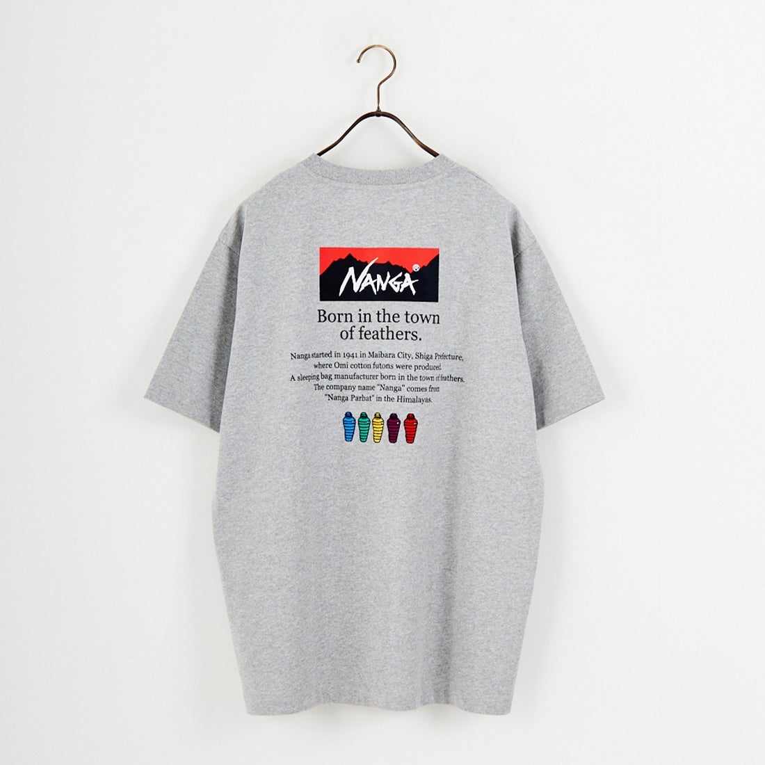JEANSFACTORY × NANGA [ジーンズファクトリー × ナンガ] 別注 ヒストリーロゴ バックプリントTシャツ [NW26SS-JF2] GRAY