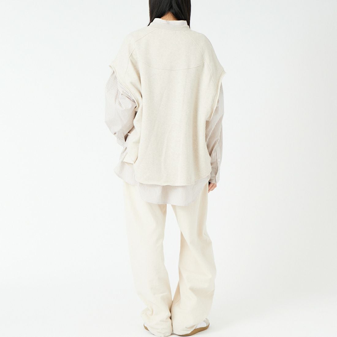 tumugu: [ツムグ] リサイクル度詰め裏毛ベスト [TC25409] 04 IVORY &&モデル身長：162cm 着用サイズ：F&&