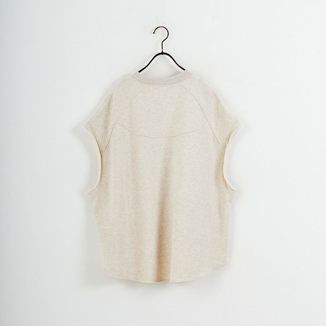 tumugu: [ツムグ] リサイクル度詰め裏毛ベスト [TC25409] 04 IVORY