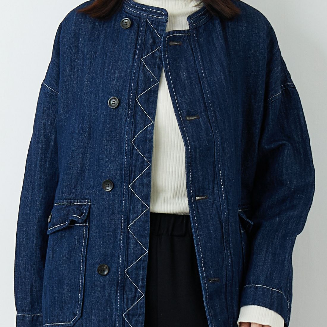 ESTROISLOSE [エストゥロワルーズ] 綿麻デニムジャケット [EB25409] 795 INDIGO &&モデル身長：162cm 着用サイズ：F&&