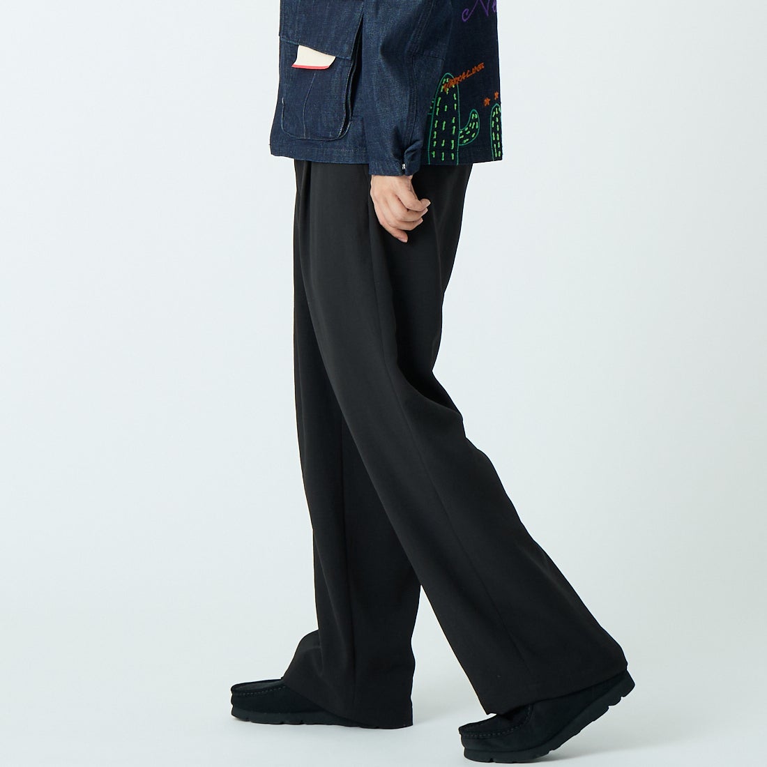 Noir Fabrik [ヌワールファブリック] ミニマルワイドスラックス [NF-261-009] BLACK &&モデル身長：179cm 着用サイズ：48&&