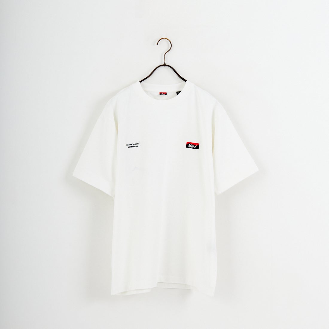JEANSFACTORY × NANGA [ジーンズファクトリー × ナンガ] 別注 ブランドロゴ刺繍 ショートスリーブTシャツ [NW26SS-JF3] WHITE