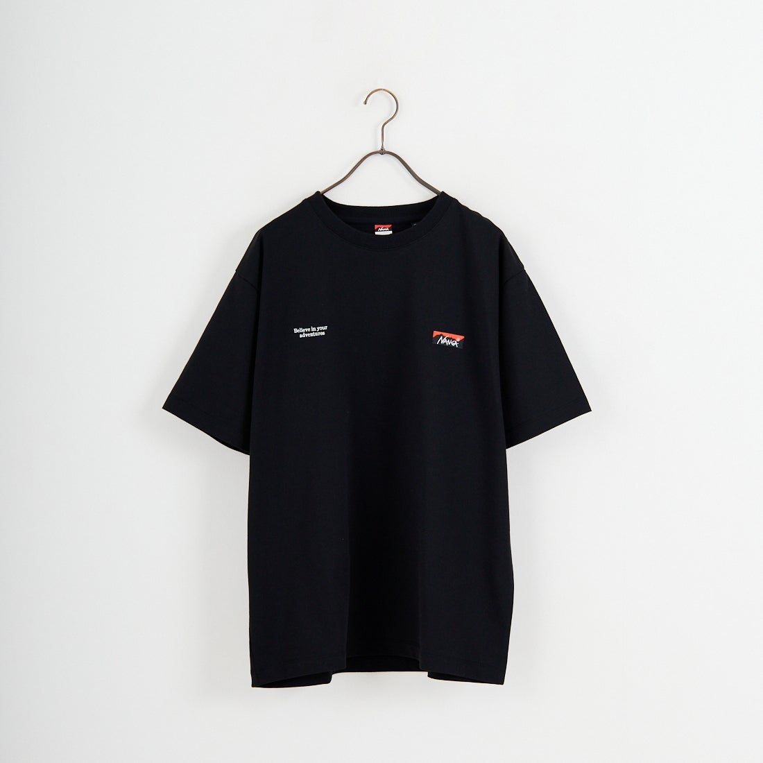 JEANSFACTORY × NANGA [ジーンズファクトリー × ナンガ] 別注 ブランドロゴ刺繍 ショートスリーブTシャツ [NW26SS-JF3] BLACK