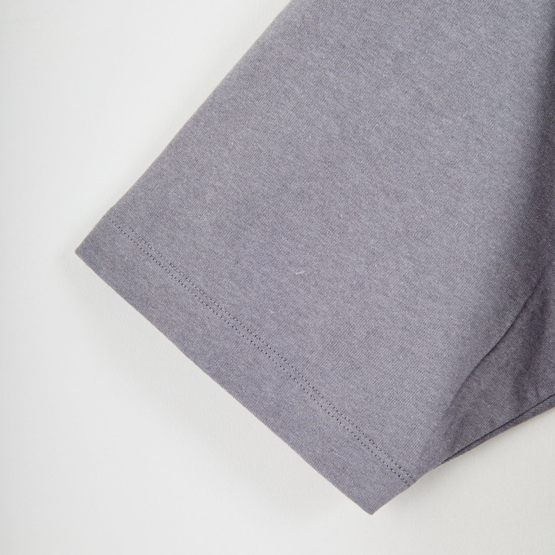 JEANSFACTORY × NANGA [ジーンズファクトリー × ナンガ] 別注 ブランドロゴ刺繍 ショートスリーブTシャツ [NW26SS-JF3] CHARCOAL