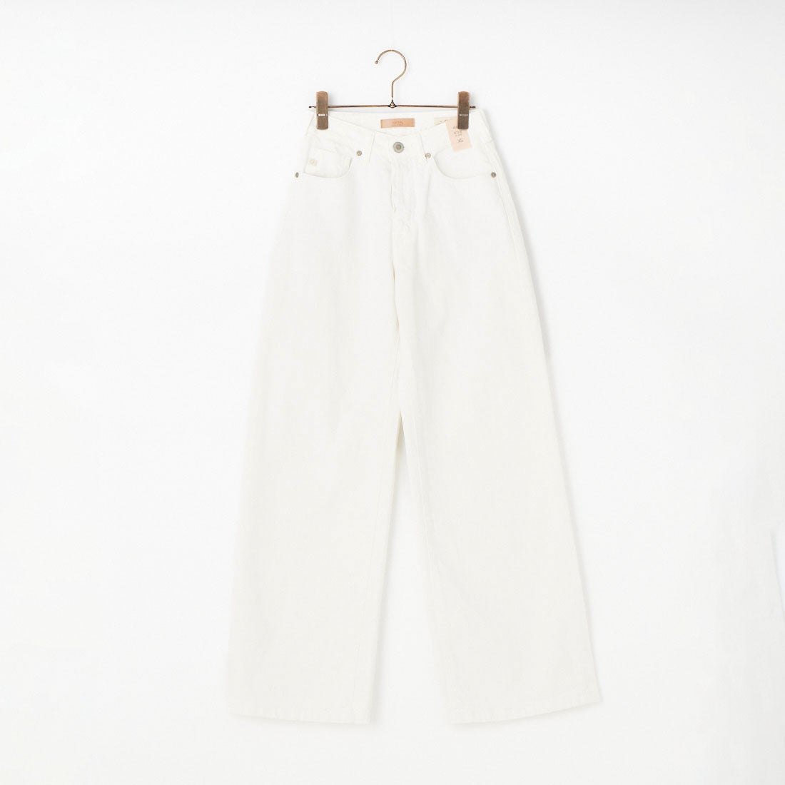 18 WHITE
