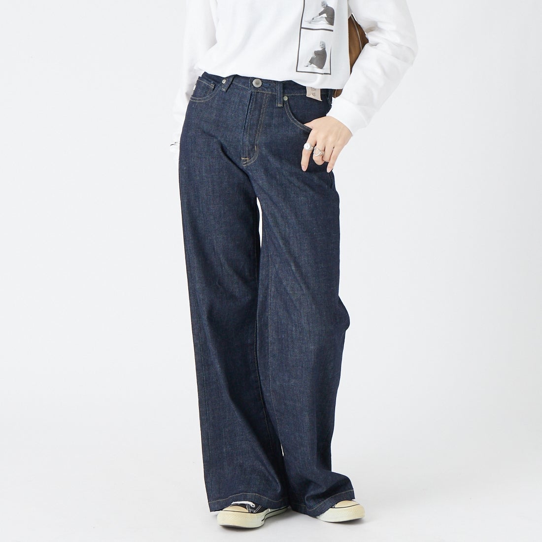 SOMETHING [サムシング] LISA NOUVEAU WIDE/ワイドデニムパンツ [STG10] 00 ONEWASH &&モデル身長：162cm 着用サイズ：XS&&