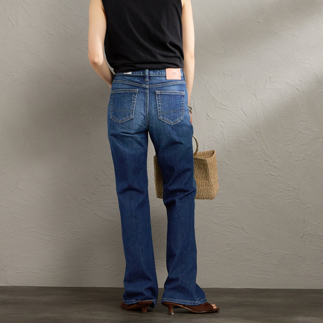 SOMETHING [サムシング] LISA NOUVEAU FLARE/フレアデニムパンツ [STG11] 36 M.DARK &&モデル身長：158cm 着用サイズ：27&&