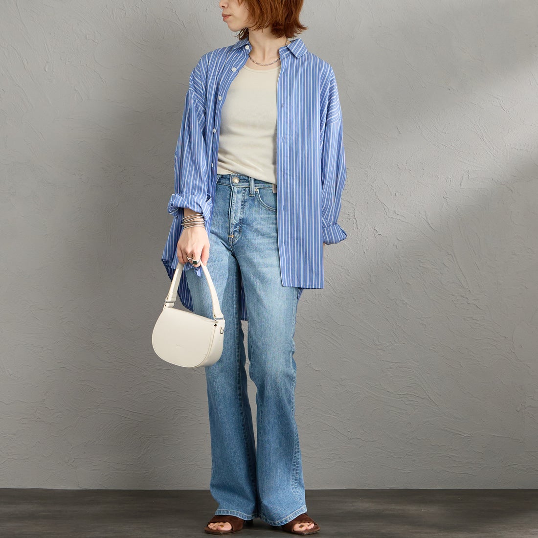 SOMETHING [サムシング] LISA NOUVEAU FLARE/フレアデニムパンツ [STG11] 56 L.BLUE &&モデル身長：158cm 着用サイズ：26&&