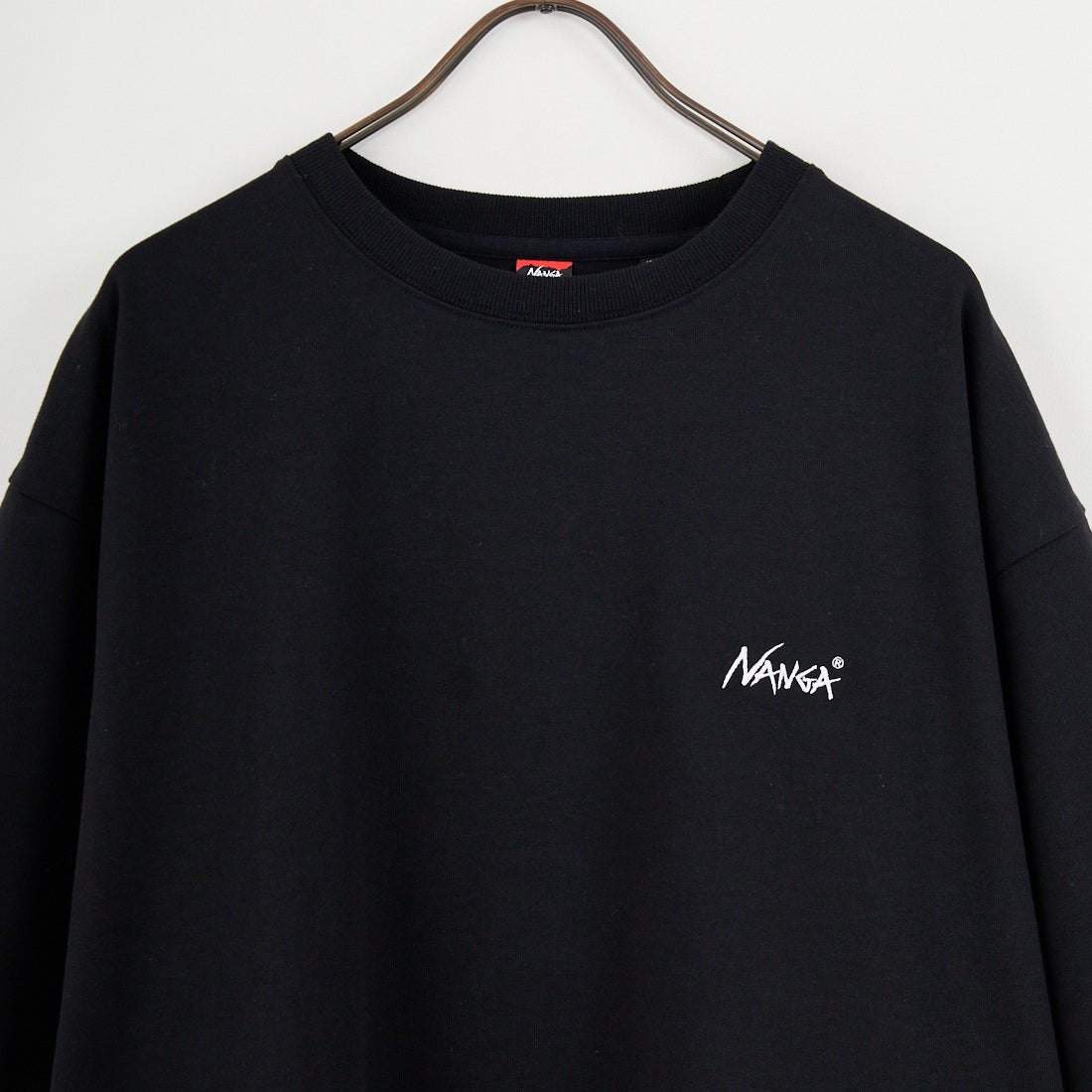 JEANSFACTORY × NANGA [ジーンズファクトリー × ナンガ] 別注 ルーズフィット NEBUKUROバックプリント ドローコードTシャツ [NW26SS-JF8] BLACK
