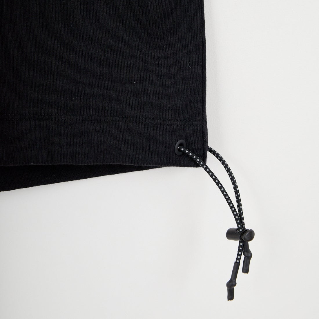 JEANSFACTORY × NANGA [ジーンズファクトリー × ナンガ] 別注 ルーズフィット NEBUKUROバックプリント ドローコードTシャツ [NW26SS-JF8] BLACK