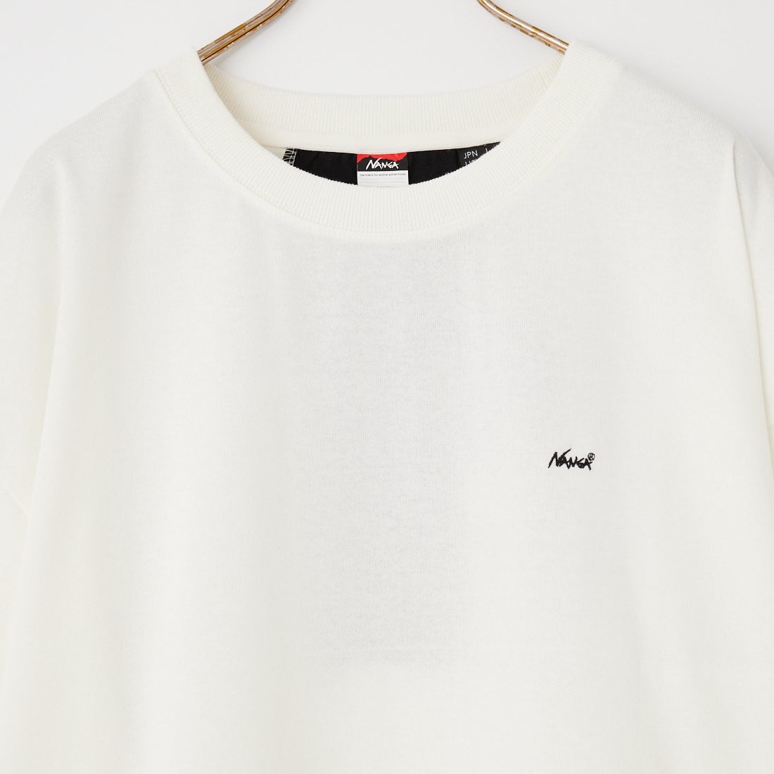 JEANSFACTORY × NANGA [ジーンズファクトリー × ナンガ] 別注 ルーズフィット メッシュ切替え ドローコードTシャツ [NW26SS-JF7] WHITE