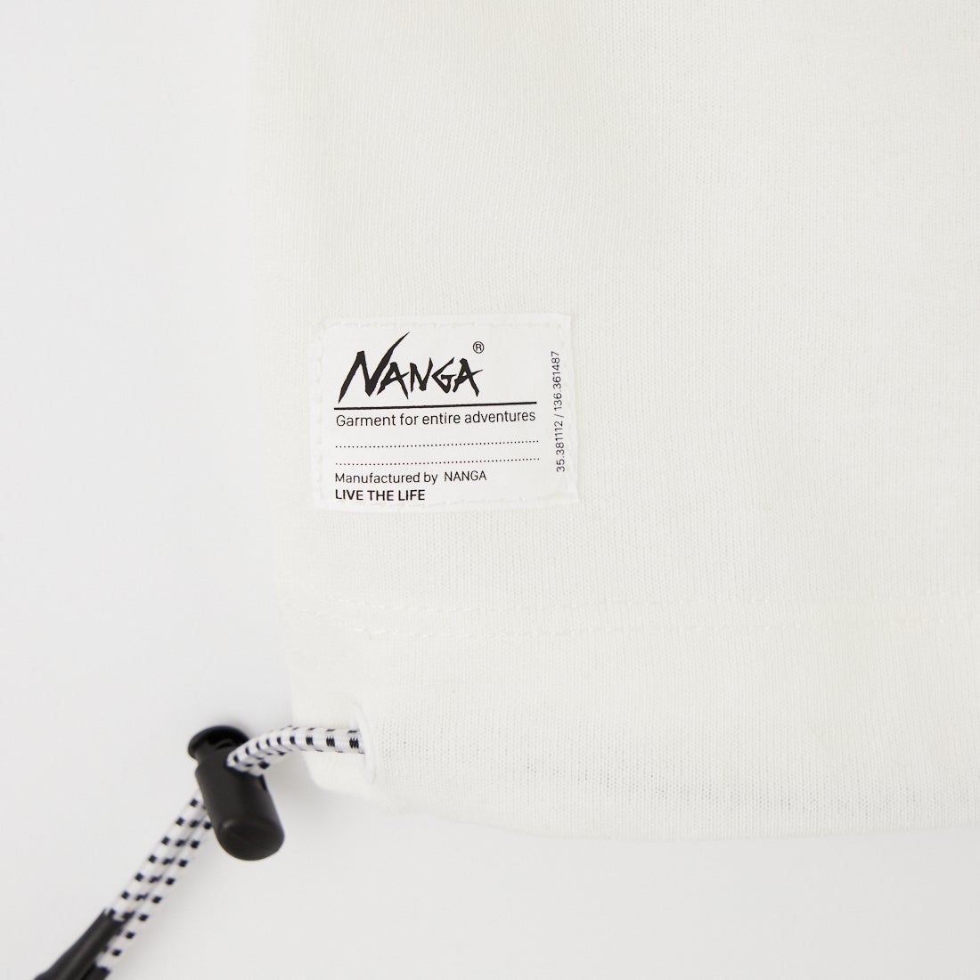 JEANSFACTORY × NANGA [ジーンズファクトリー × ナンガ] 別注 ルーズフィット メッシュ切替え ドローコードTシャツ [NW26SS-JF7] WHITE