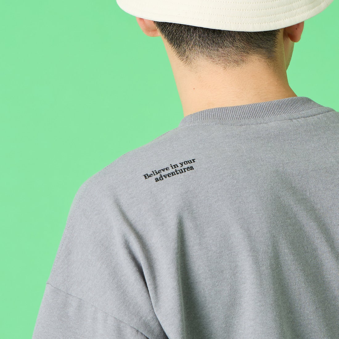 JEANSFACTORY × NANGA [ジーンズファクトリー × ナンガ] 別注 ルーズフィット ドローコードポケットTシャツ [NW26SS-JF5] CHARCOAL &&モデル身長：168cm 着用サイズ：L&&