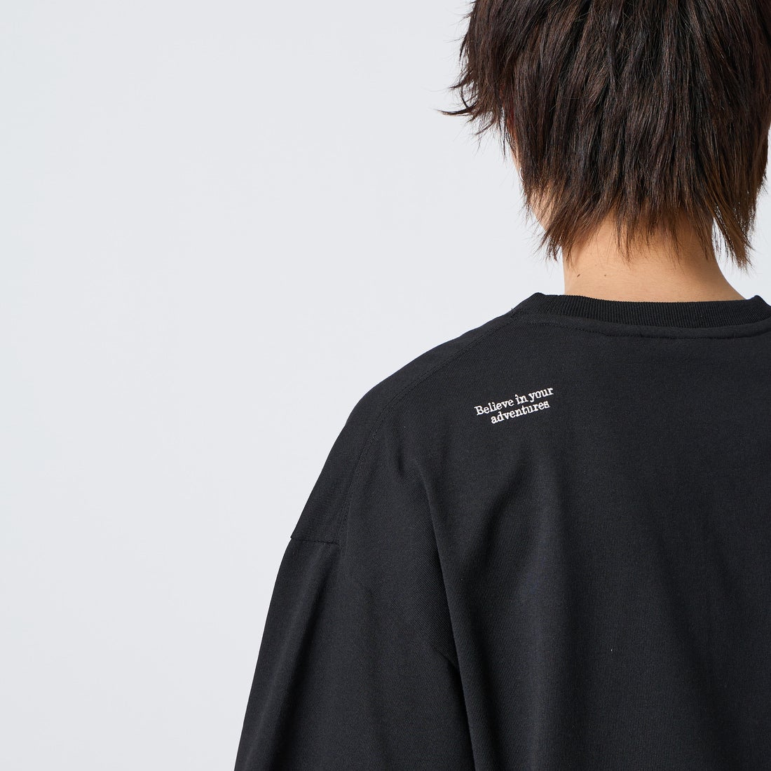 JEANSFACTORY × NANGA [ジーンズファクトリー × ナンガ] 別注 ルーズフィット ドローコードポケットTシャツ [NW26SS-JF5] BLACK &&モデル身長：177cm 着用サイズ：XL&&