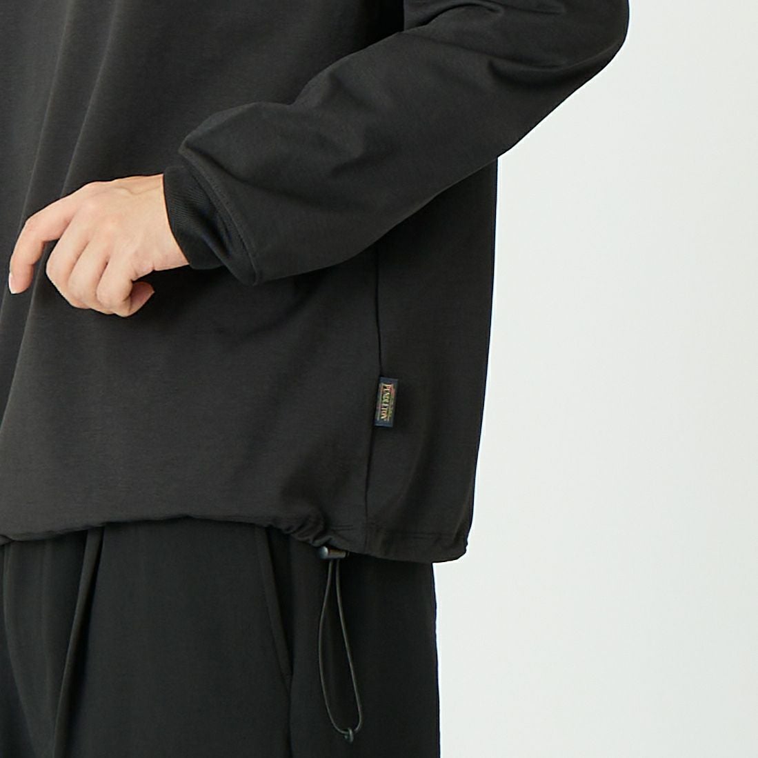 PENDLETON [ペンドルトン] バックプリント ロングスリーブTシャツ [6175-3002] 49 BLACK &&モデル身長：179cm 着用サイズ：M&&