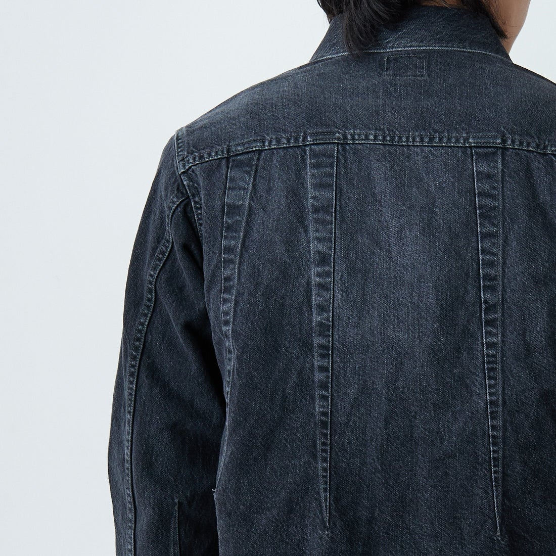 Needles [ニードルズ] 12ozデニム ダーツジーンジャケット [SX199] B BLACK &&モデル身長：179cm 着用サイズ：M&&