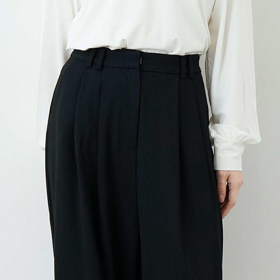 RIM.ARK [リムアーク] ドビーストライプ ダブルタックパンツ [460JSL31-0171] BLK &&モデル身長：162cm 着用サイズ：36&&