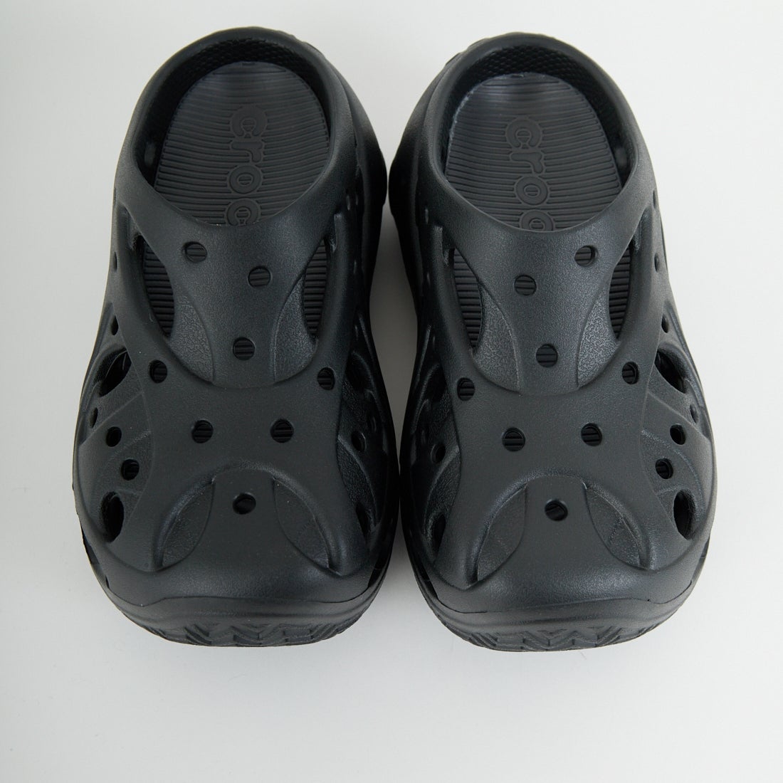 Crocs [クロックス] ケージド クロッグ [211141]｜ジーンズ