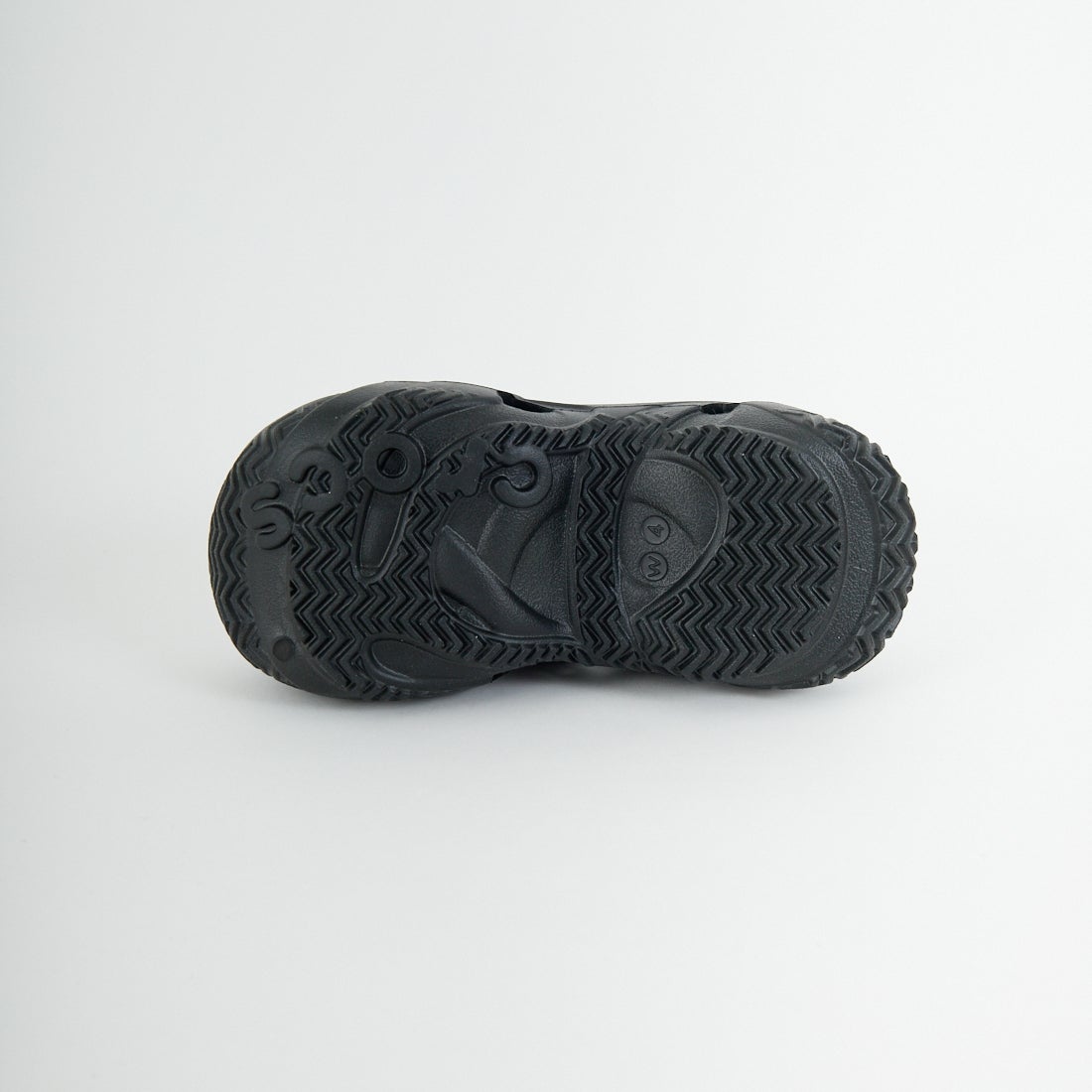 Crocs [クロックス] ケージド クロッグ [211141] BLACK