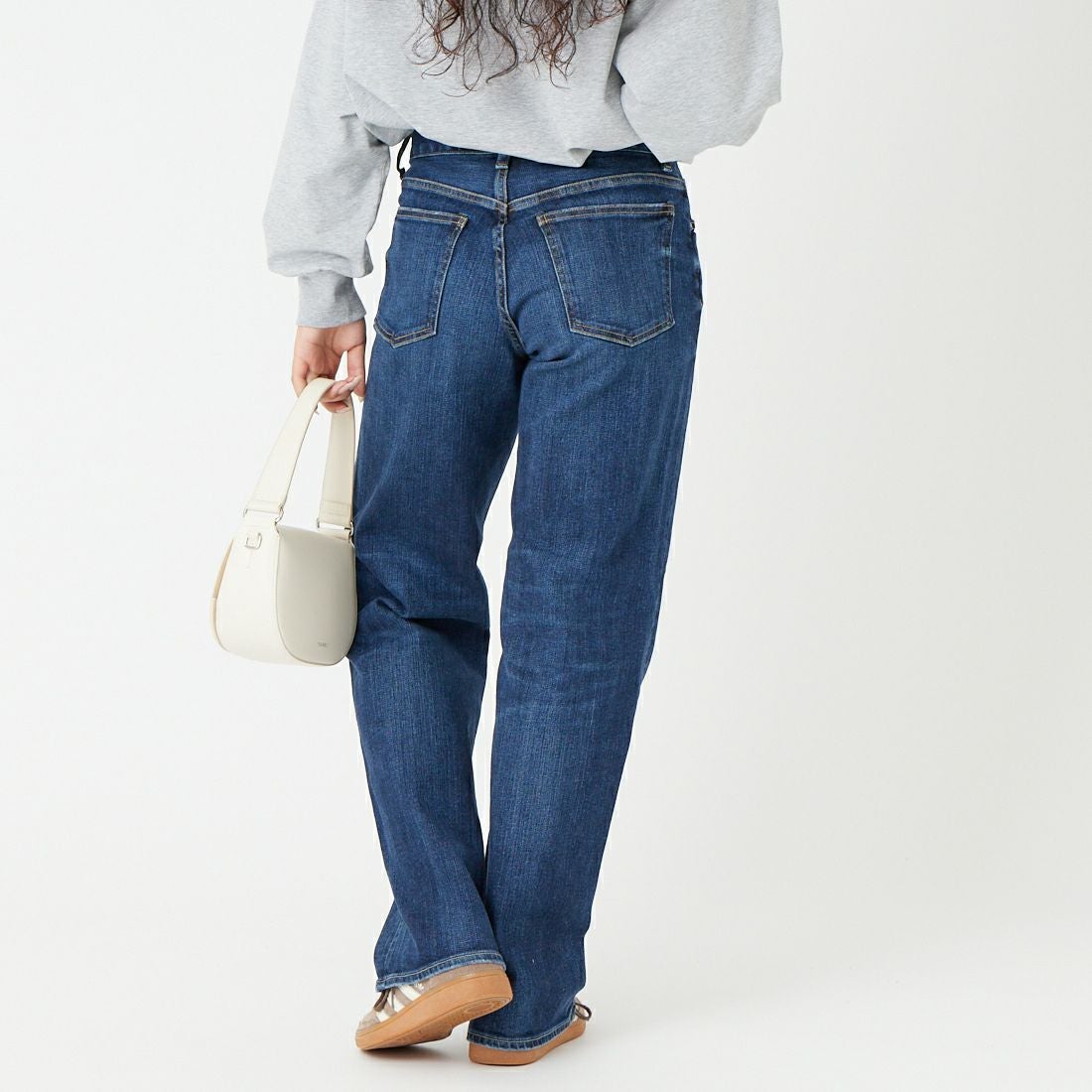 RED CARD TOKYO [レッドカード トーキョー] 35th Anniversary ストレートデニムパンツ [26W13201AVD] A-VINT DK &&モデル身長：162cm 着用サイズ：24&&