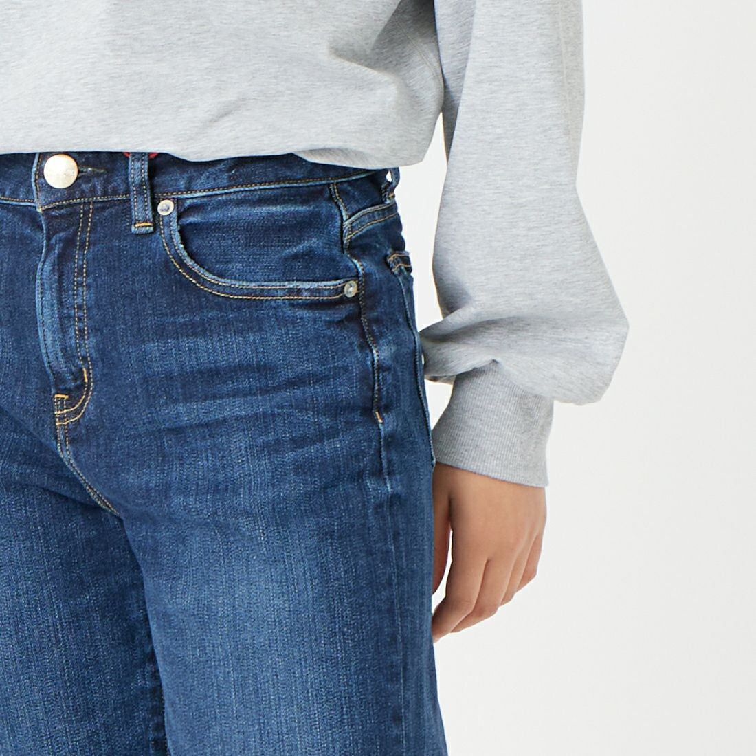 RED CARD TOKYO [レッドカード トーキョー] 35th Anniversary ストレートデニムパンツ [26W13201AVD] A-VINT DK &&モデル身長：162cm 着用サイズ：24&&