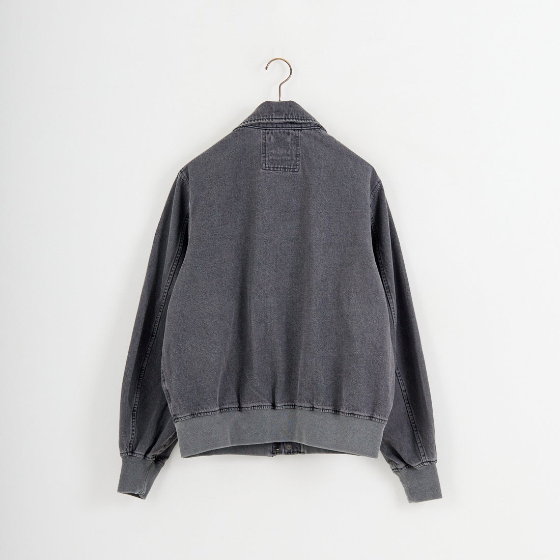 ARMY TWILL SANFORIZED [アーミーツイル サンフォライズド] 別注 ショート丈 デニムブルゾン [AM-2614502-INT-JF] BLACK