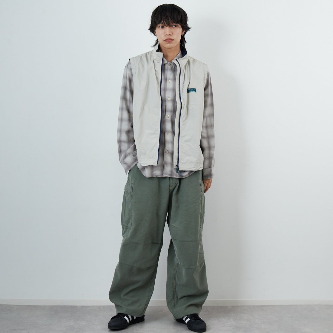 L.L.BEAN [エルエルビーン] ロクスベリーベスト [6175-3042] 24 SAND &&モデル身長：179cm 着用サイズ：L&&