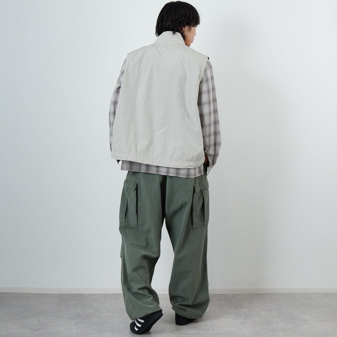 L.L.BEAN [エルエルビーン] ロクスベリーベスト [6175-3042] 24 SAND &&モデル身長：179cm 着用サイズ：L&&