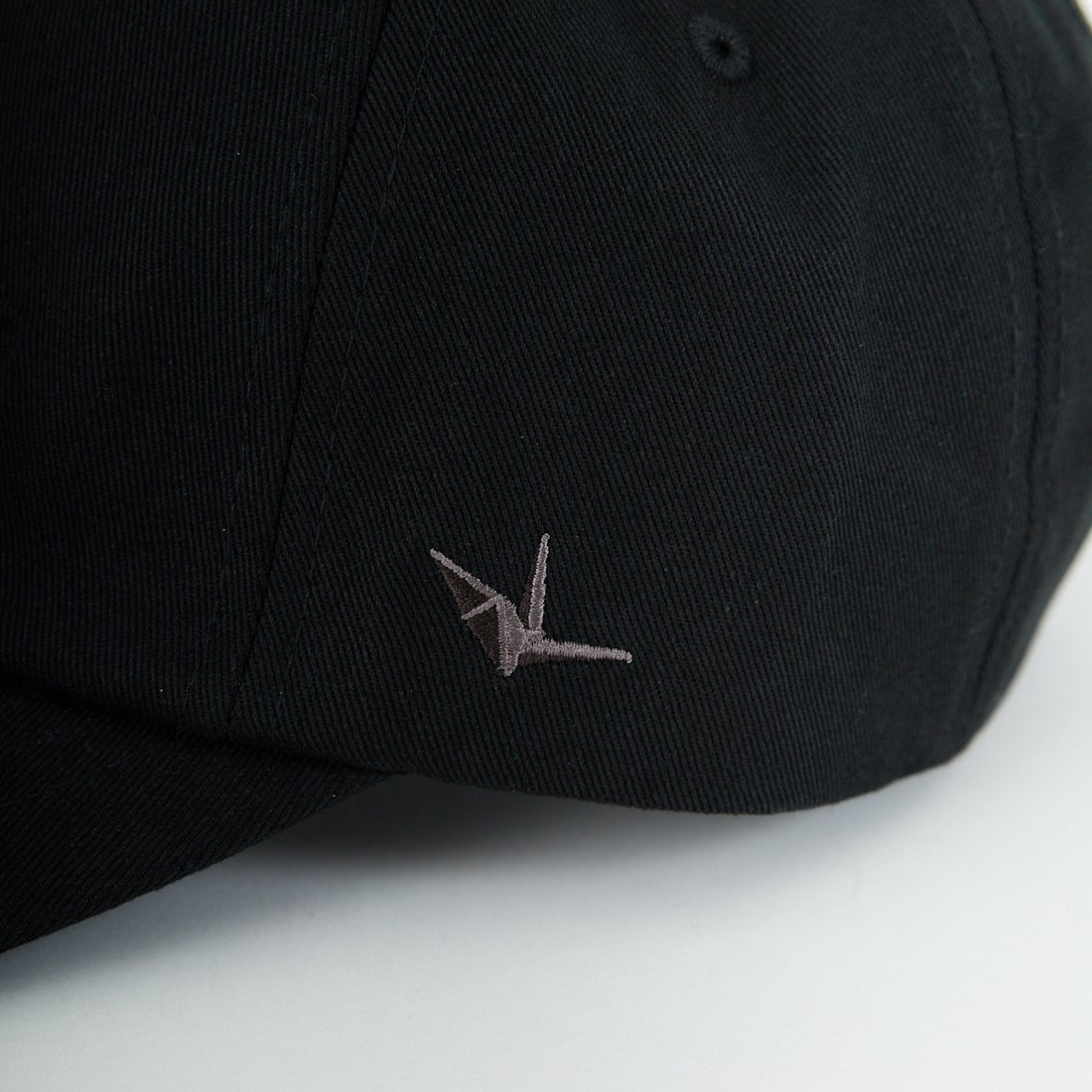 1PIU1UGUALE3 RELAX [ウノ ピゥ ウノ ウグァーレ トレ] エンボスロゴ ベースボールキャップ [USZ-26020] SN90 BLACK