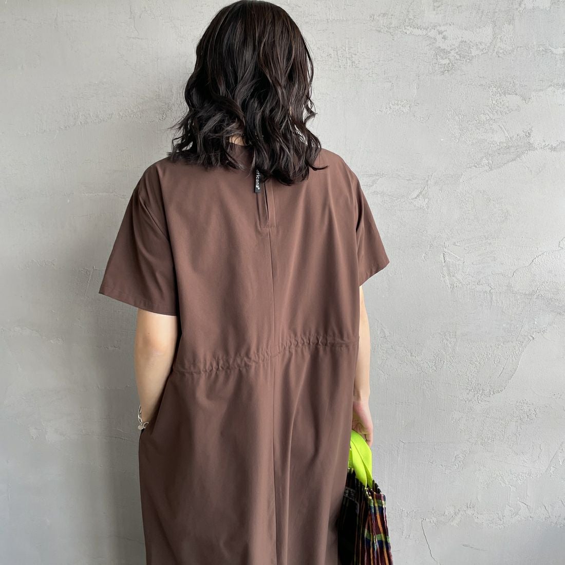 Americana × JEANS FACTORY [アメリカーナ × ジーンズファクトリー] 別注 4WAYストレッチ ウエストギャザー マキシ丈ワンピース [ASO-S-849-JF] ﾌﾞﾗｳﾝ &&モデル身長：160cm 着用サイズ：ONE SIZE&&