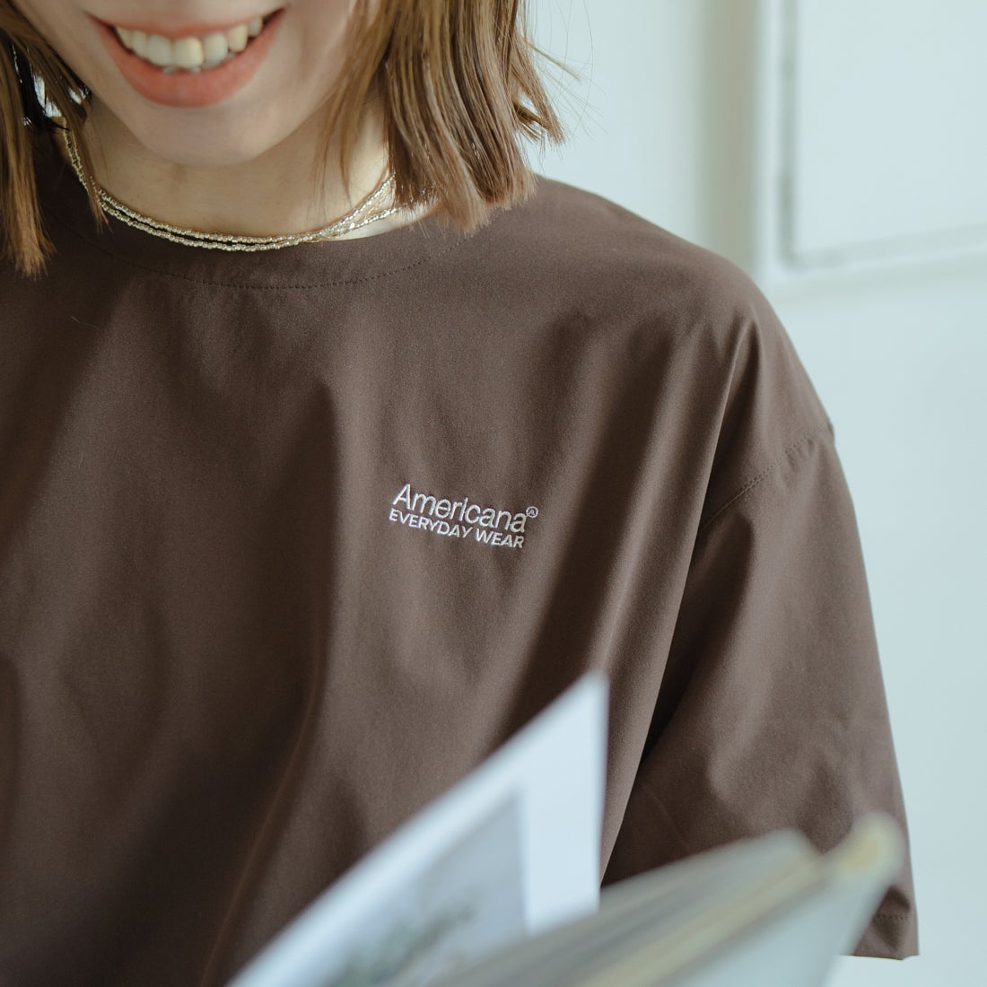 Americana × JEANS FACTORY [アメリカーナ × ジーンズファクトリー] 別注 4WAYストレッチ ウエストギャザー マキシ丈ワンピース [ASO-S-849-JF] ﾌﾞﾗｳﾝ &&モデル身長：153cm 着用サイズ：ONE SIZE&&