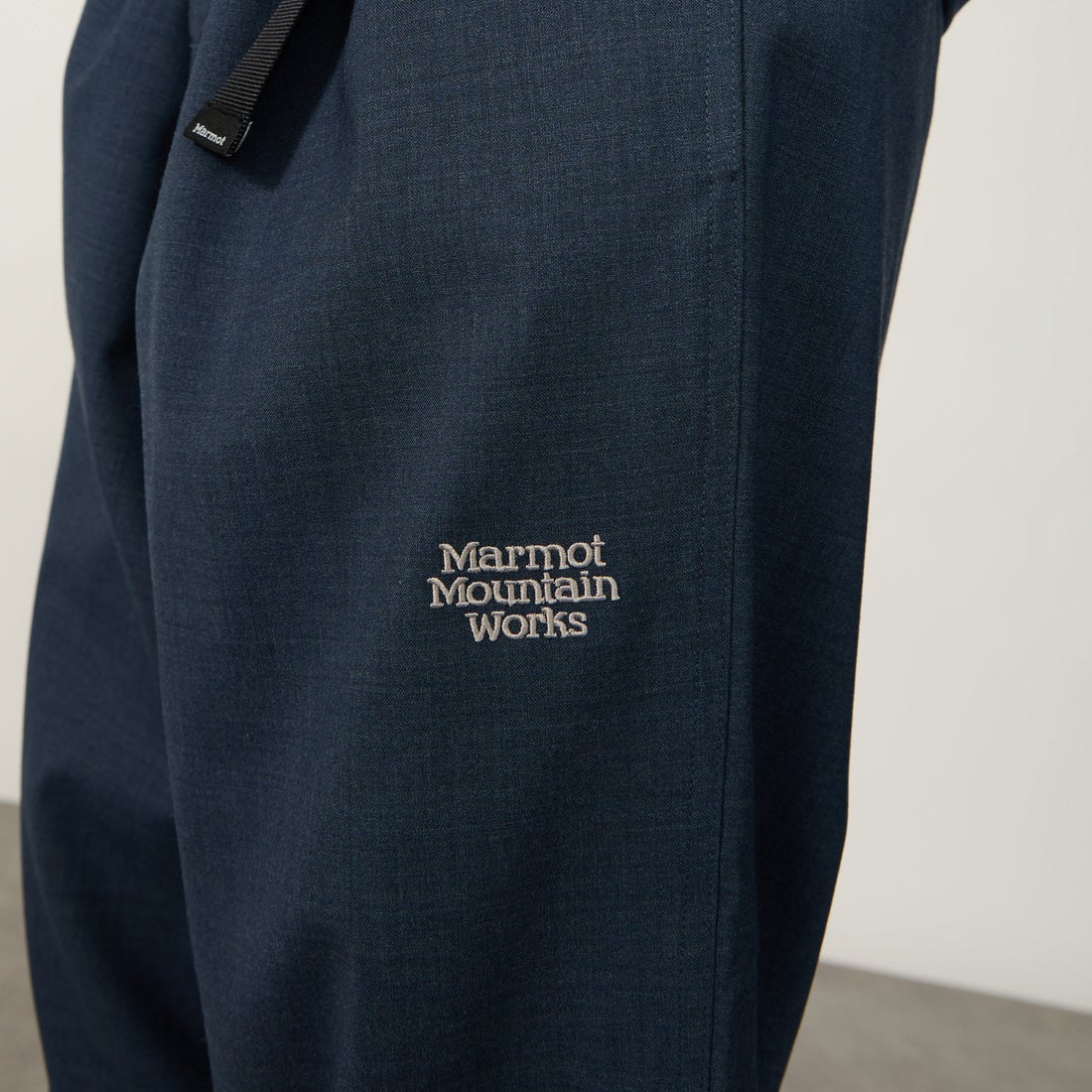 Marmot [マーモット] 別注 メリノウール タックパンツ [MTSS26MPT331IN-JF] NAVY