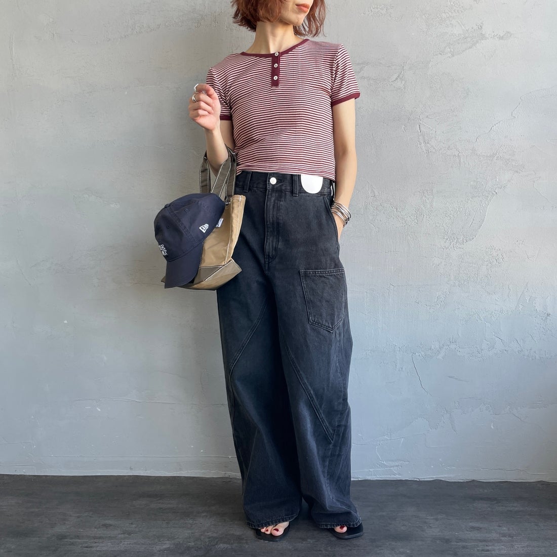 Robert P.Miller [ロバートピーミラー] 別注 クロップド丈 ボーダーヘンリーネックTシャツ [RM261-2265IN-JF] CLAY&&モデル身長：158cm 着用サイズ：F&&