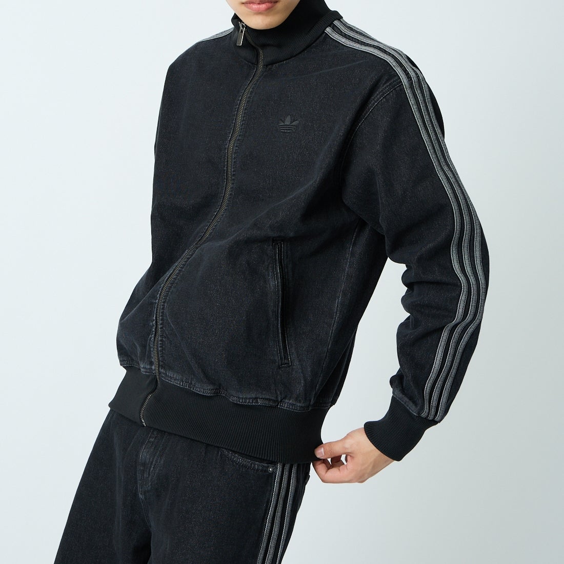 adidas Originals [アディダス オリジナルス] ファイヤーバード デニムトラックトップ [DE291] KD1516 &&モデル身長：179cm 着用サイズ：L&&
