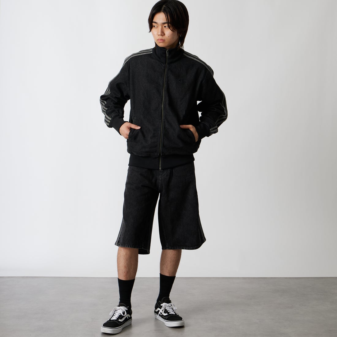 adidas Originals [アディダス オリジナルス] ファイヤーバード デニムトラックトップ [DE291] KD1516 &&モデル身長：177cm 着用サイズ：M&&