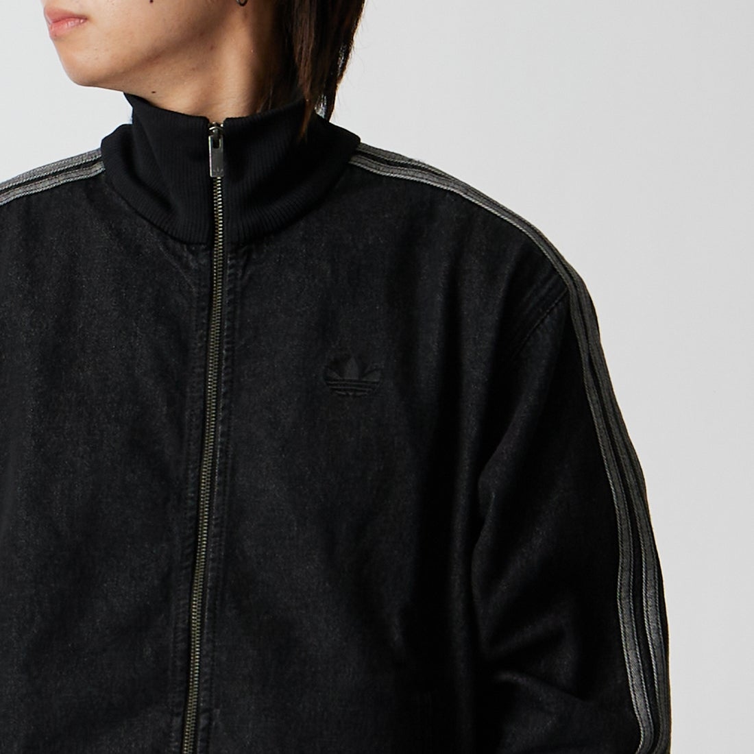 adidas Originals [アディダス オリジナルス] ファイヤーバード デニムトラックトップ [DE291] KD1516 &&モデル身長：177cm 着用サイズ：M&&