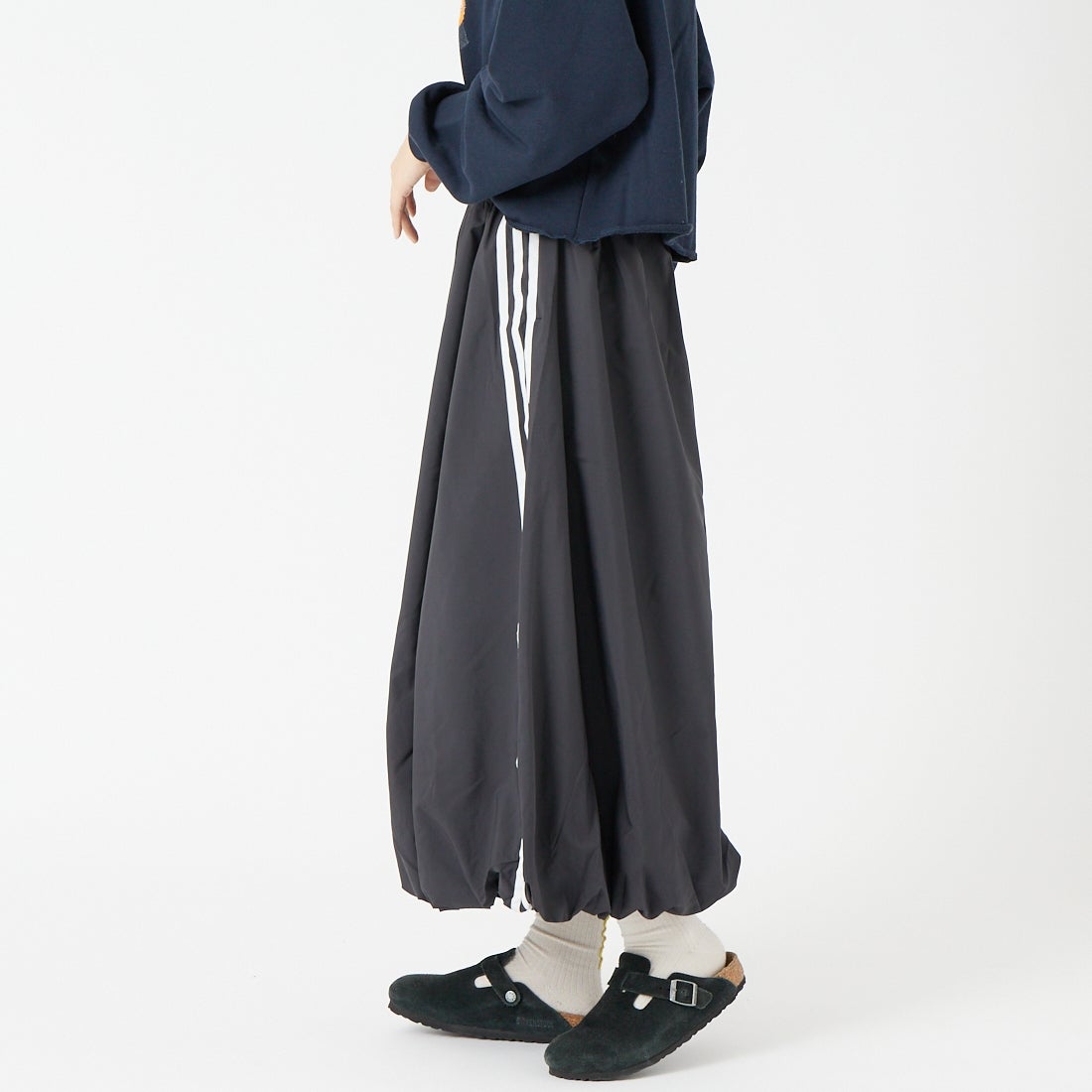 adidas Originals [アディダス オリジナルス] バルーンロングスカート [UW778] KC8088 &&モデル身長：162cm 着用サイズ：S&&