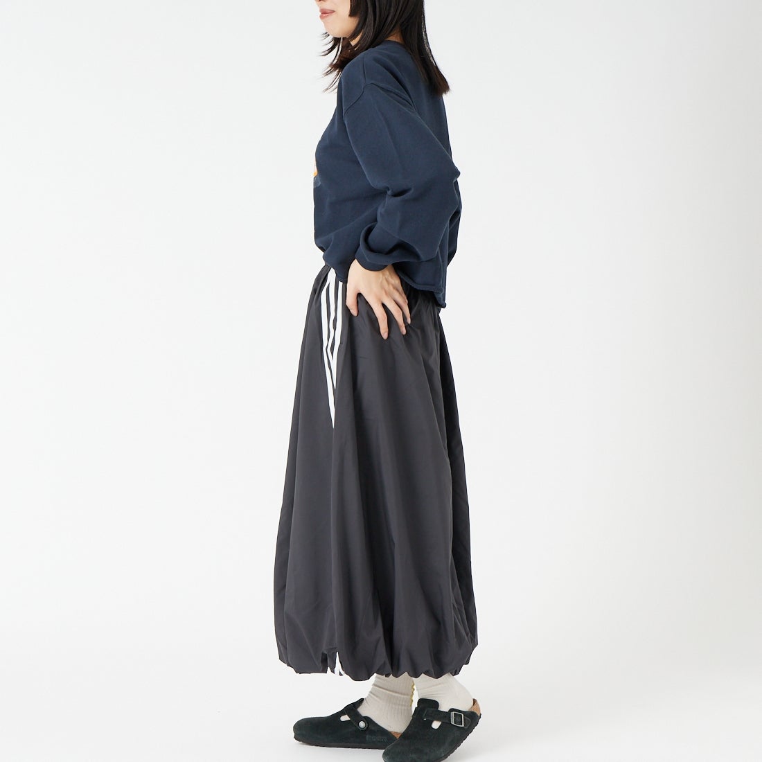 adidas Originals [アディダス オリジナルス] バルーンロングスカート [UW778] KC8088 &&モデル身長：162cm 着用サイズ：S&&
