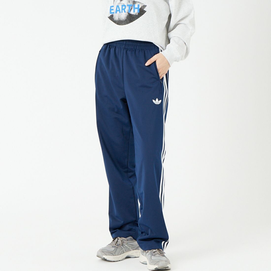 adidas Originals [アディダス オリジナルス] ファイヤーバード トラックパンツ [TV934] KD8316 &&モデル身長：162cm 着用サイズ：XS&&